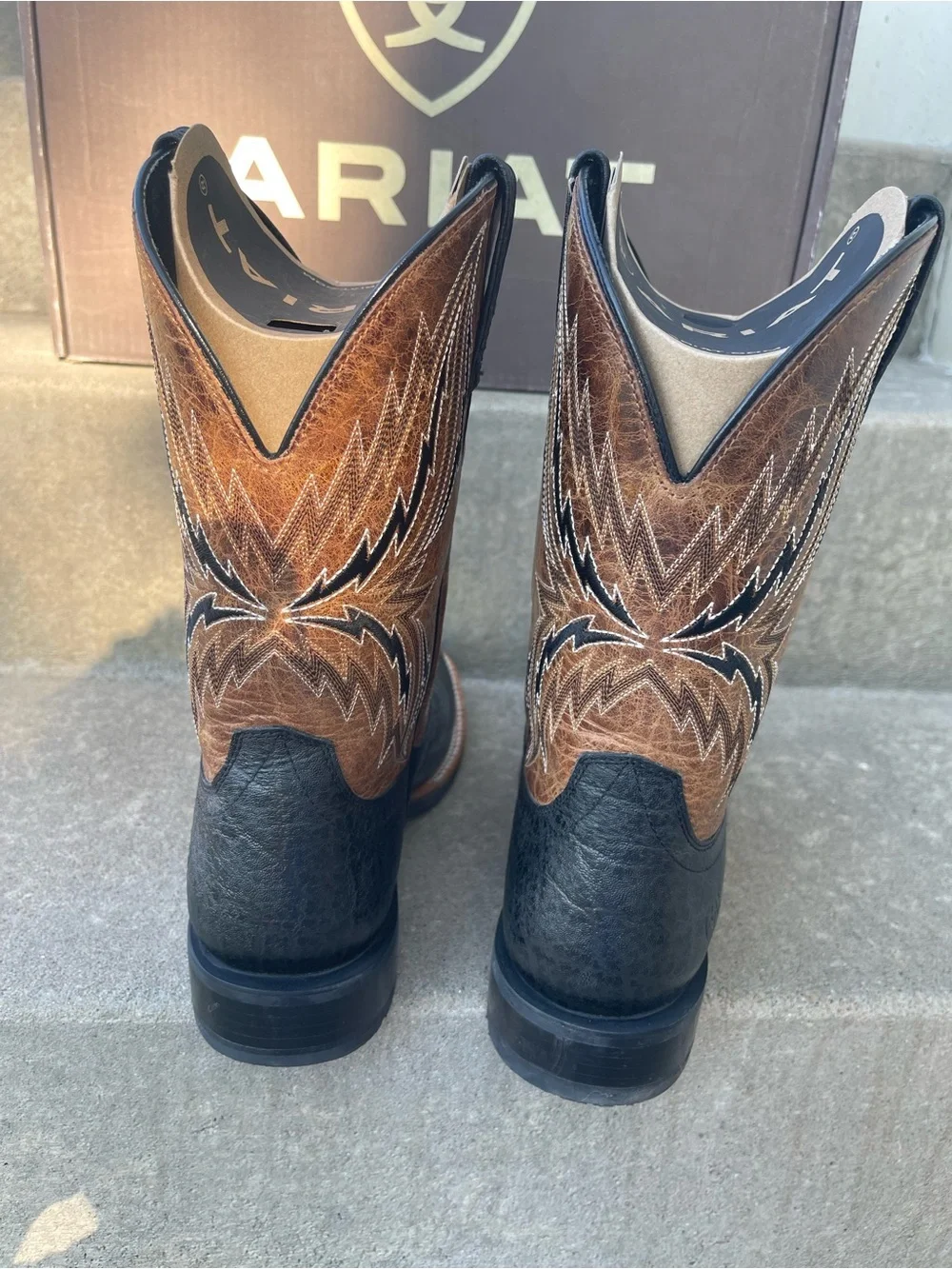 Ariat Men’s Black Tan Arena Rebound Western Rodeo Size 11 D Medium Boots